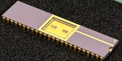 Ceramic package equipped with the spin-memristor developed by TDK image